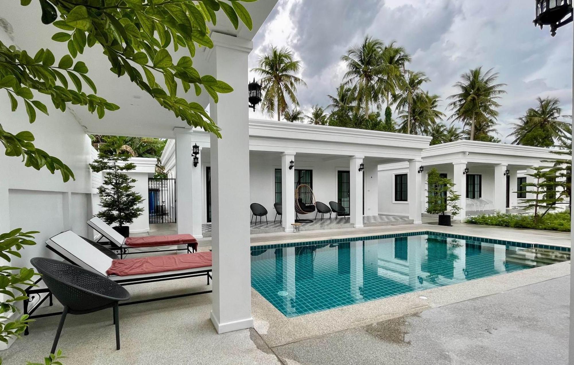 Tarn Villa Krabi town
